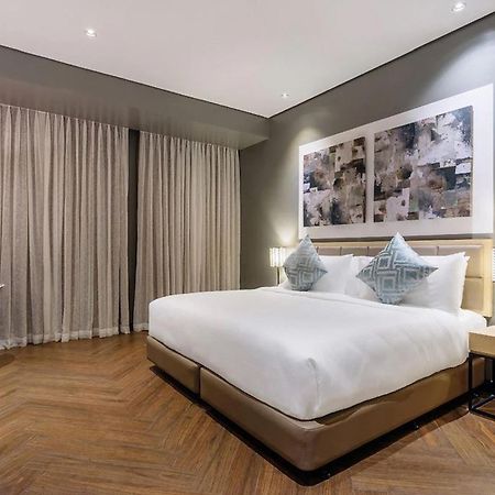 Summit Hotel Greenhills Quezon City Exteriör bild