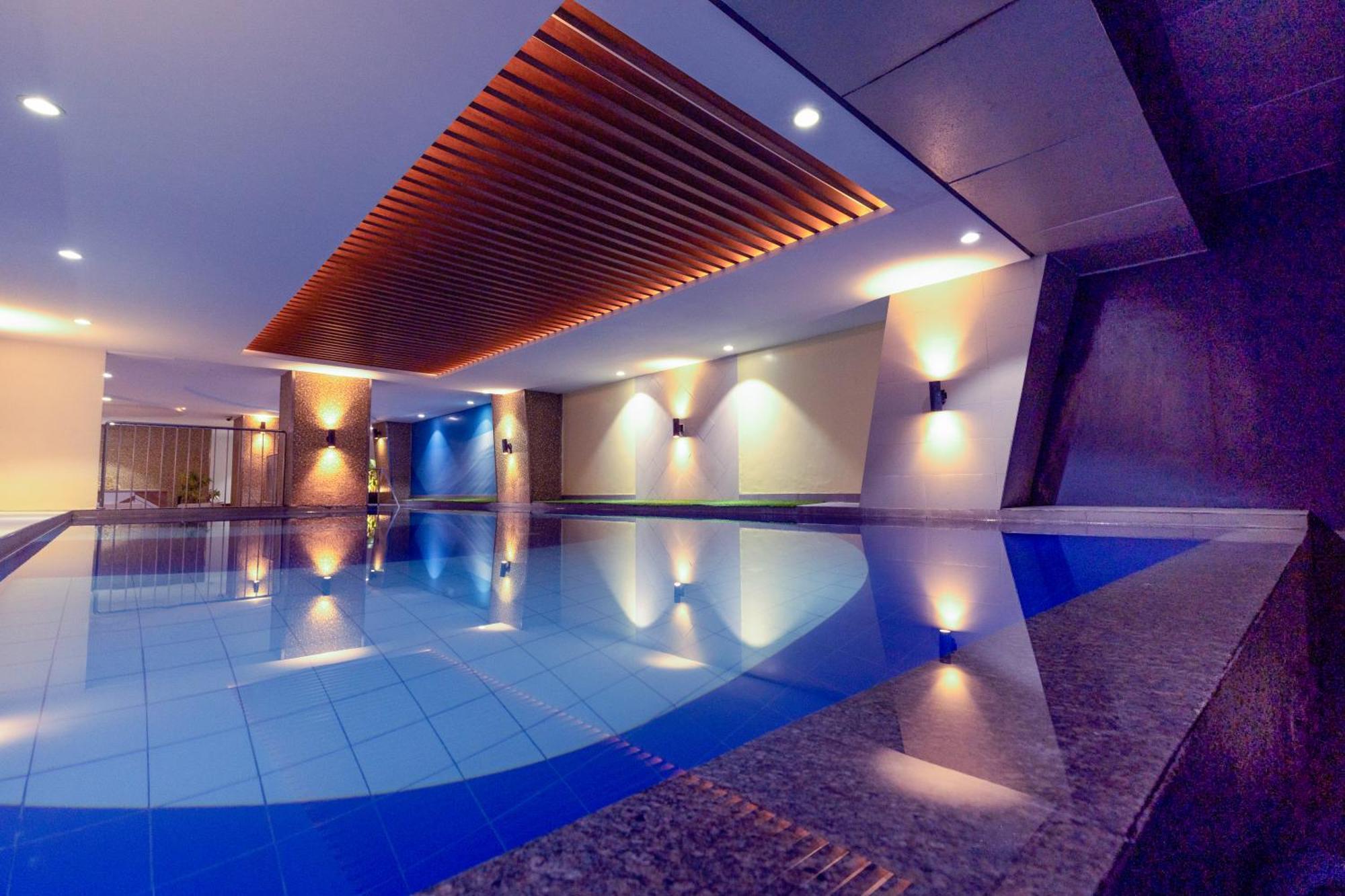 Summit Hotel Greenhills Quezon City Exteriör bild