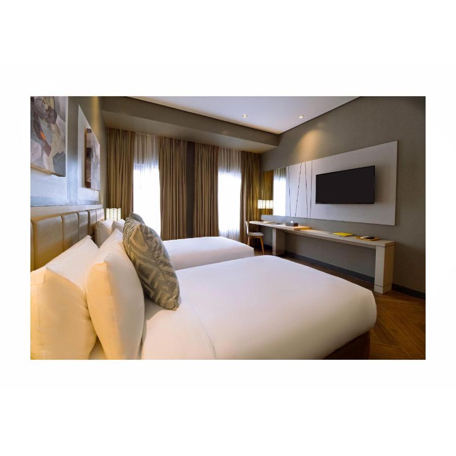Summit Hotel Greenhills Quezon City Exteriör bild