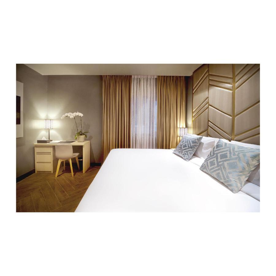 Summit Hotel Greenhills Quezon City Exteriör bild