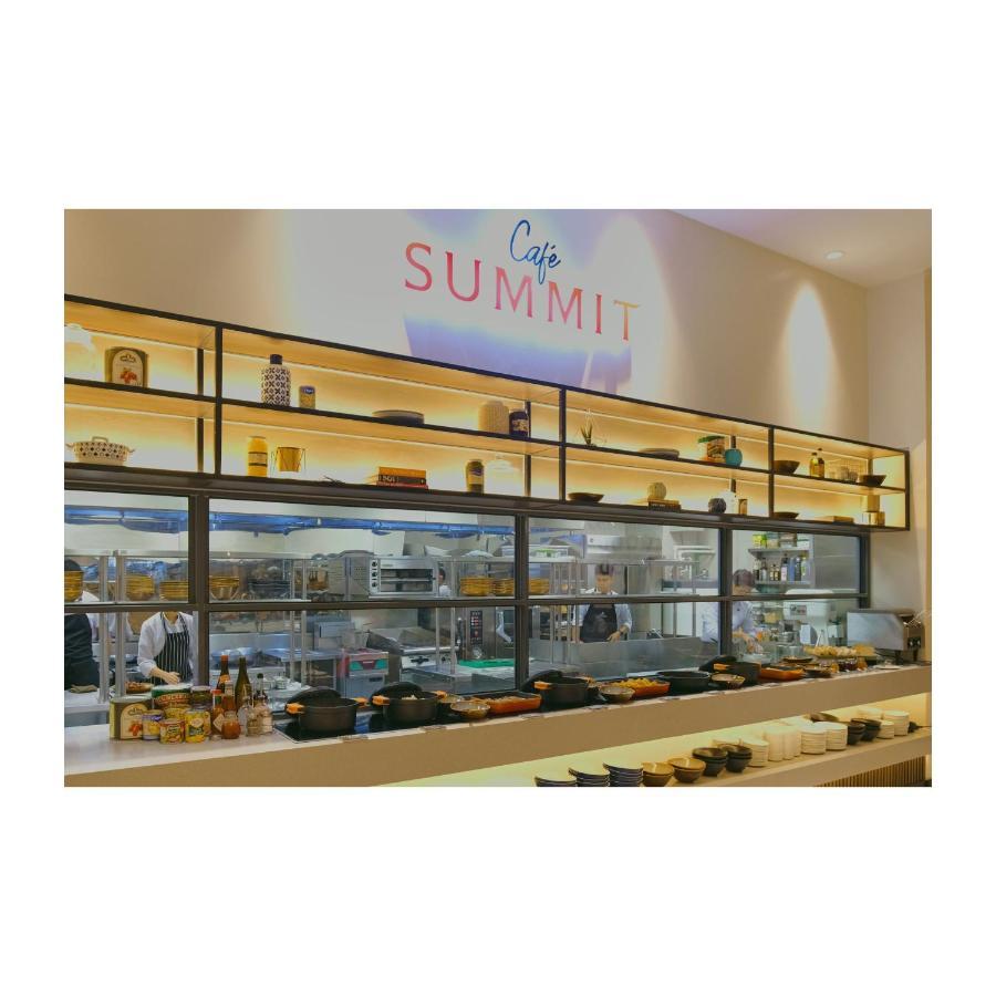 Summit Hotel Greenhills Quezon City Exteriör bild